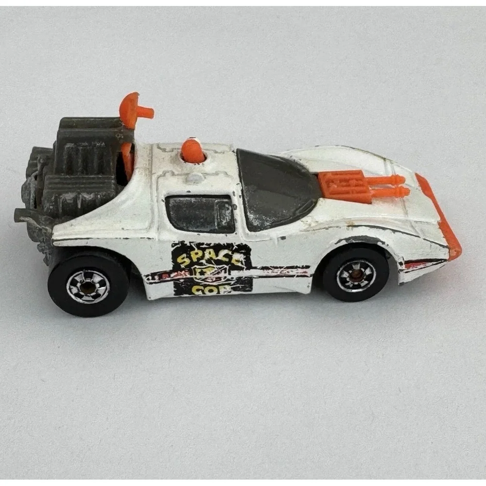 Vintage 1978 Hot Wheels Science Friction Space Cop White Diecast Car Hong Kong